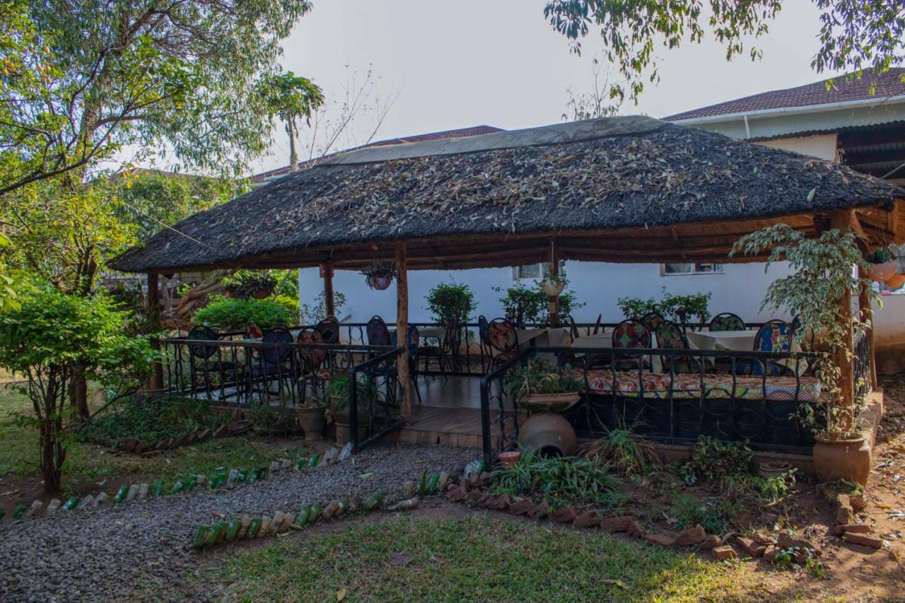 The Ad Lib Executive Lodge Λιλόνγκουε Εξωτερικό φωτογραφία